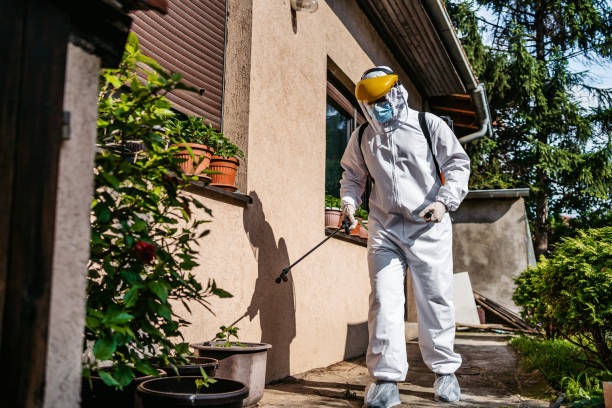 Best Commercial Pest Control Services  in Satsuma, AL